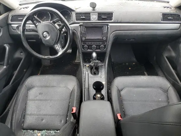 1VWDT7A30HC044999 2017 VOLKSWAGEN PASSAT - Image 8