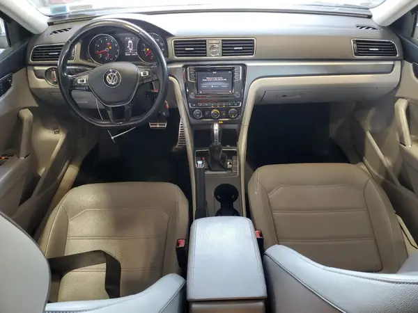 1VWDT7A30HC045831 2017 VOLKSWAGEN PASSAT - Image 8
