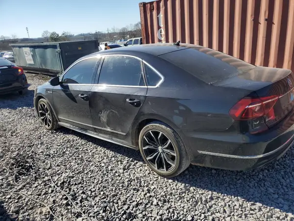 1VWDT7A30HC046056 2017 VOLKSWAGEN PASSAT - Image 2