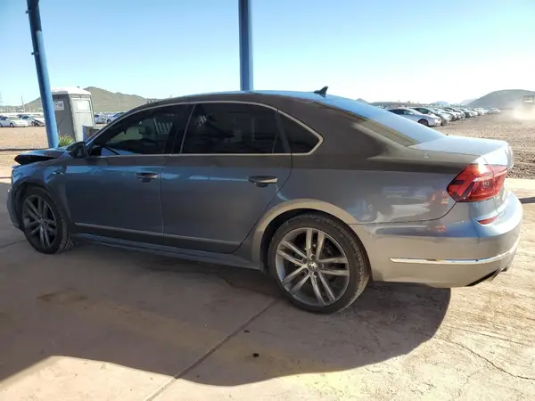 1VWDT7A30HC047790 2017 VOLKSWAGEN PASSAT - Image 2