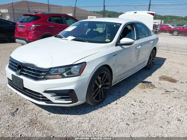 1VWDT7A30HC049054 2017 VOLKSWAGEN PASSAT - Image 2
