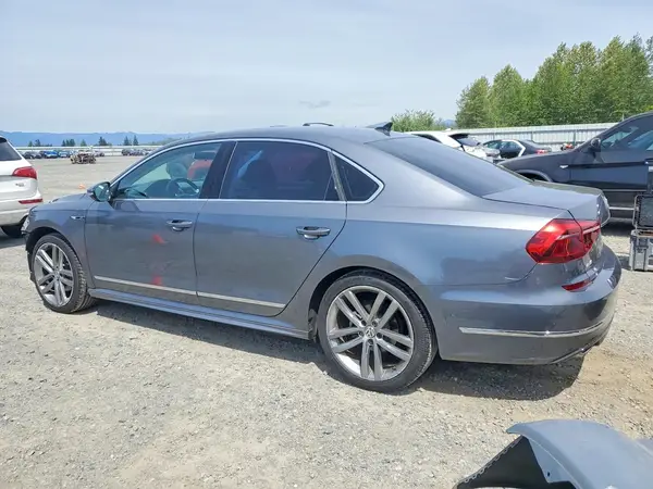 1VWDT7A30HC055243 2017 VOLKSWAGEN PASSAT - Image 2