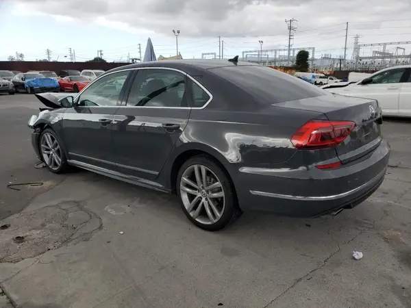 1VWDT7A30HC055324 2017 VOLKSWAGEN PASSAT - Image 2
