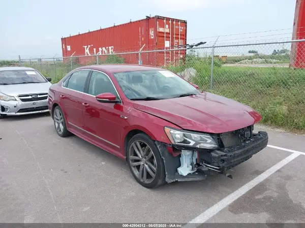 1VWDT7A30HC070454 2017 VOLKSWAGEN PASSAT - Image 1