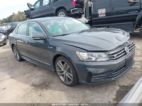 1VWDT7A30HC078912 2017 VOLKSWAGEN PASSAT - Image 1