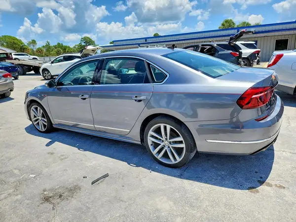 1VWDT7A30HC084743 2017 VOLKSWAGEN PASSAT - Image 2