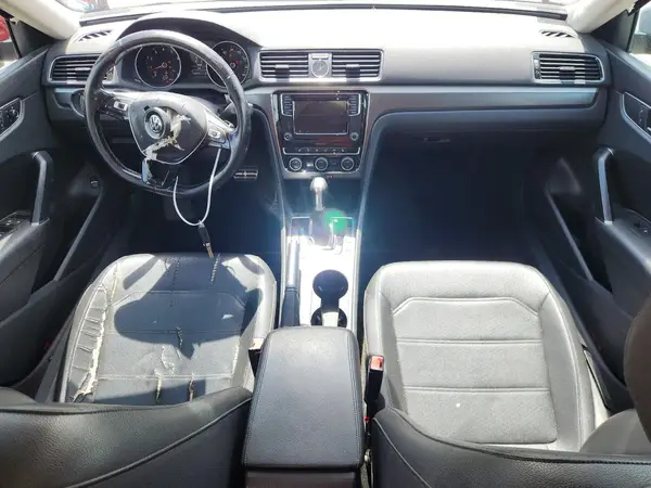 1VWDT7A31HC007329 2017 VOLKSWAGEN PASSAT - Image 8
