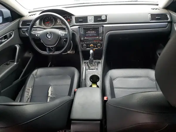1VWDT7A31HC007671 2017 VOLKSWAGEN PASSAT - Image 8