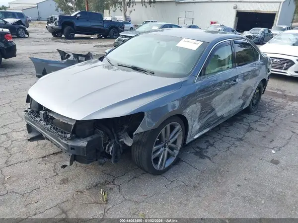 1VWDT7A31HC023322 2017 VOLKSWAGEN PASSAT - Image 2