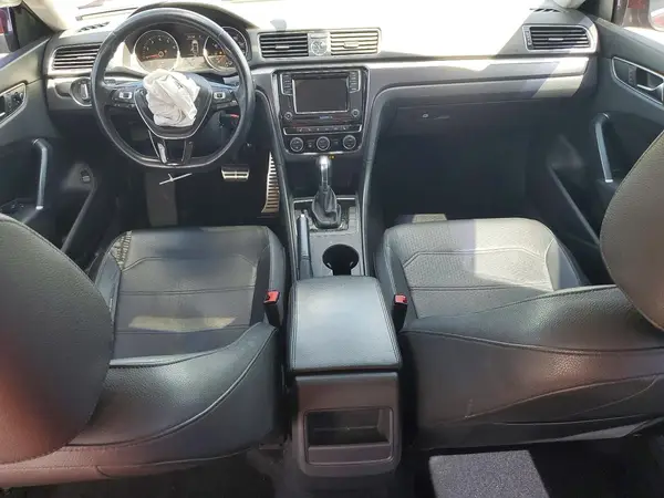 1VWDT7A31HC027791 2017 VOLKSWAGEN PASSAT - Image 8