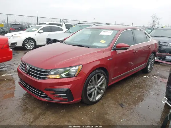 1VWDT7A31HC034885 2017 VOLKSWAGEN PASSAT - Image 2