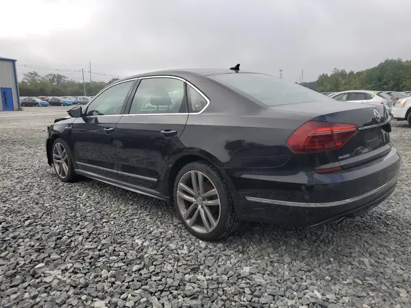1VWDT7A31HC039696 2017 VOLKSWAGEN PASSAT - Image 2