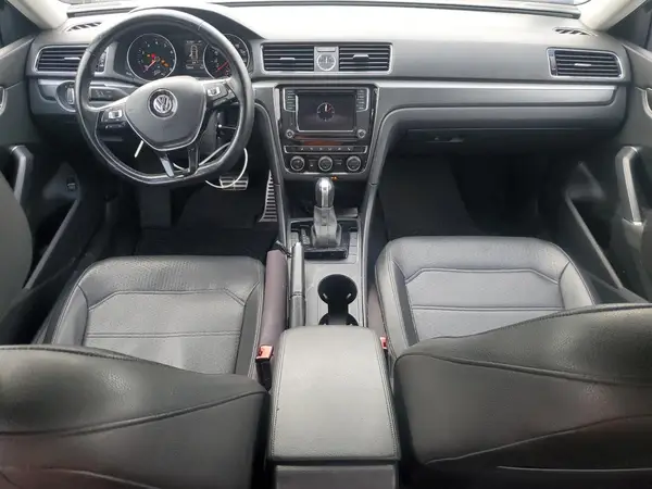 1VWDT7A31HC039696 2017 VOLKSWAGEN PASSAT - Image 8