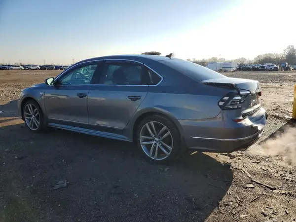 1VWDT7A31HC039861 2017 VOLKSWAGEN PASSAT - Image 2