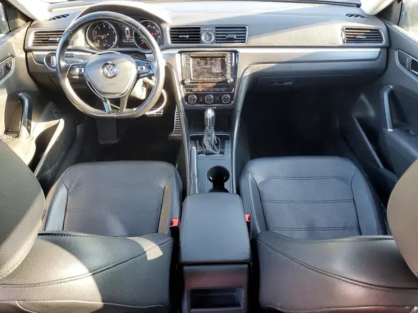 1VWDT7A31HC039861 2017 VOLKSWAGEN PASSAT - Image 8