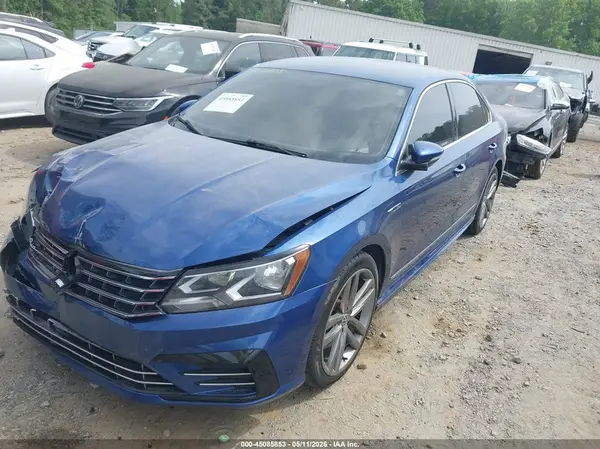 1VWDT7A31HC060502 2017 VOLKSWAGEN PASSAT - Image 2