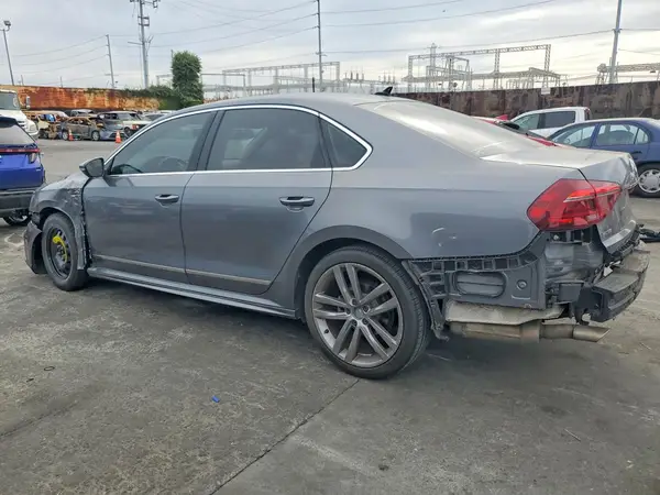 1VWDT7A31HC062153 2017 VOLKSWAGEN PASSAT - Image 2