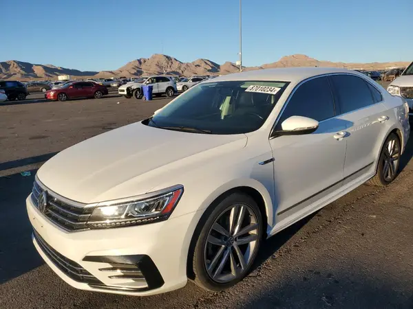 1VWDT7A31HC063061 2017 VOLKSWAGEN PASSAT - Image 1