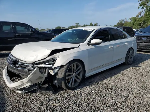 1VWDT7A31HC064016 2017 VOLKSWAGEN PASSAT - Image 1