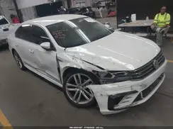 1VWDT7A31HC065019 2017 VOLKSWAGEN PASSAT