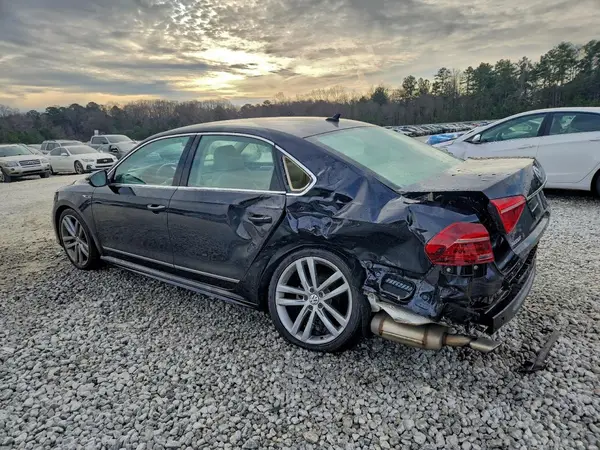 1VWDT7A31HC084864 2017 VOLKSWAGEN PASSAT - Image 2