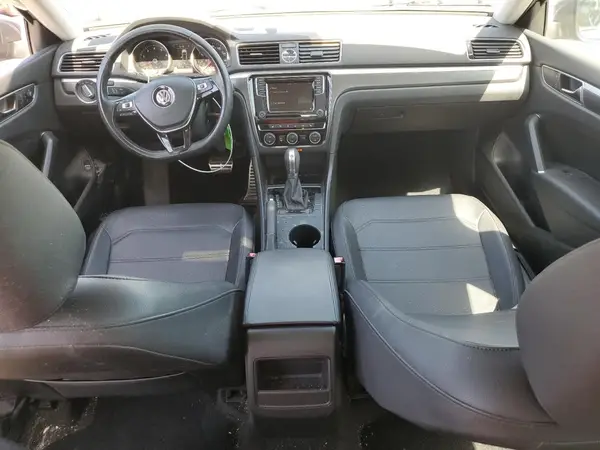 1VWDT7A32HC005346 2017 VOLKSWAGEN PASSAT - Image 8