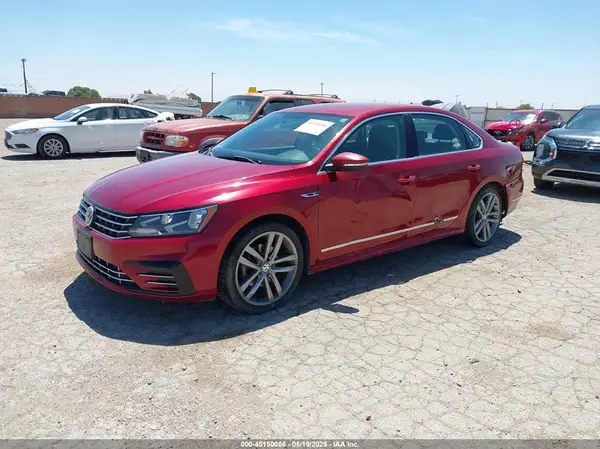 1VWDT7A32HC006416 2017 VOLKSWAGEN PASSAT - Image 2