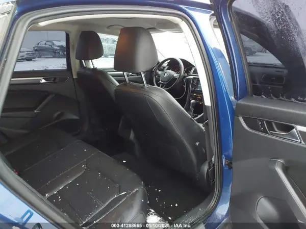 1VWDT7A32HC007730 2017 VOLKSWAGEN PASSAT - Image 8