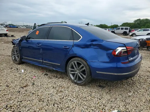 1VWDT7A32HC010806 2017 VOLKSWAGEN PASSAT - Image 2