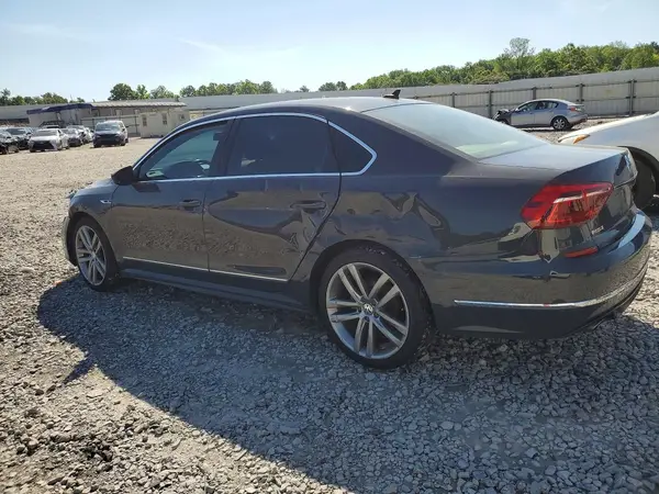 1VWDT7A32HC013169 2017 VOLKSWAGEN PASSAT - Image 2