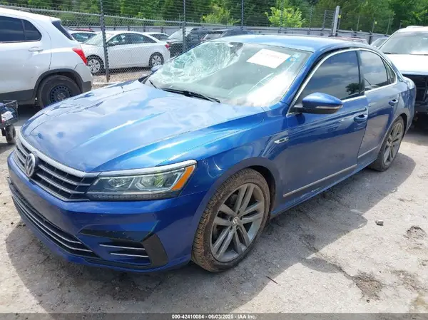 1VWDT7A32HC014290 2017 VOLKSWAGEN PASSAT - Image 2