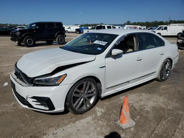 1VWDT7A32HC020722 2017 VOLKSWAGEN PASSAT - Image 1