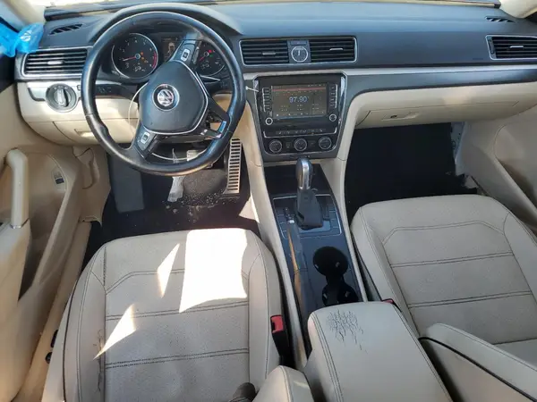 1VWDT7A32HC020722 2017 VOLKSWAGEN PASSAT - Image 8