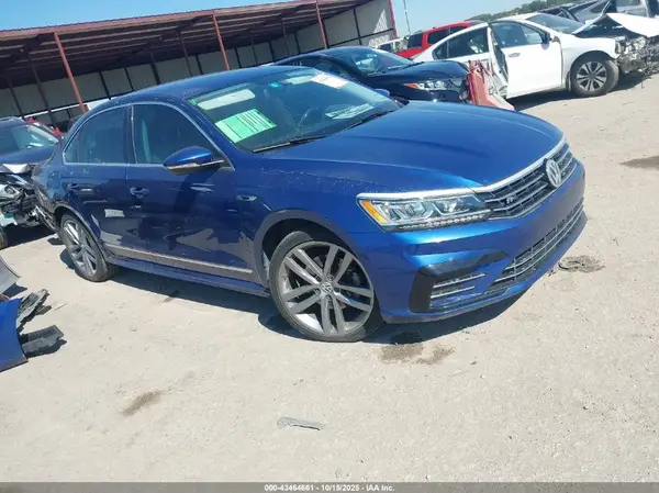 1VWDT7A32HC028979 2017 VOLKSWAGEN PASSAT - Image 1