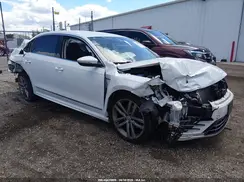 1VWDT7A32HC030697 2017 VOLKSWAGEN PASSAT
