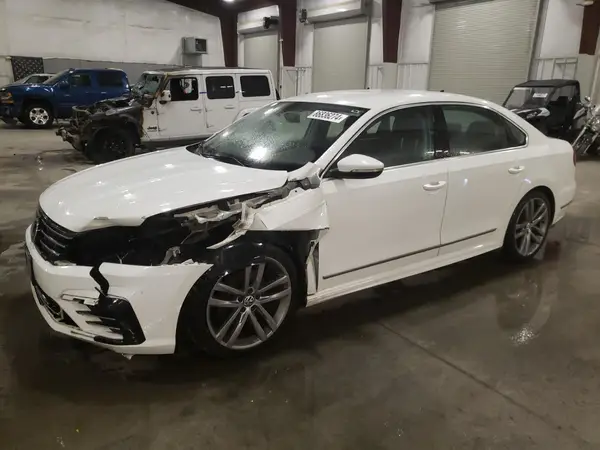 1VWDT7A32HC037441 2017 VOLKSWAGEN PASSAT - Image 1