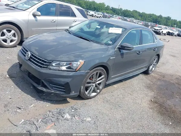 1VWDT7A32HC048293 2017 VOLKSWAGEN PASSAT - Image 2