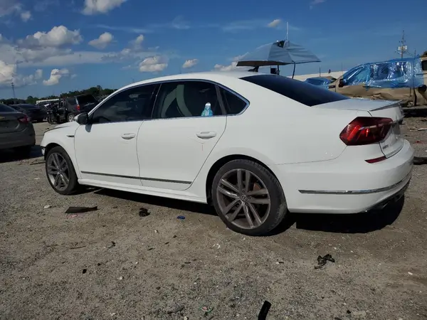 1VWDT7A32HC050089 2017 VOLKSWAGEN PASSAT - Image 2