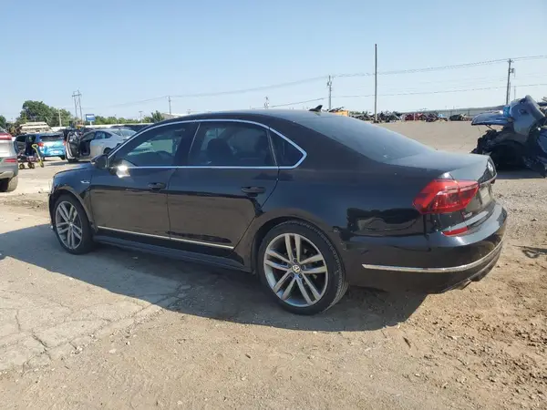 1VWDT7A32HC056782 2017 VOLKSWAGEN PASSAT - Image 2