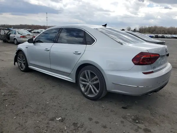 1VWDT7A32HC057253 2017 VOLKSWAGEN PASSAT - Image 2