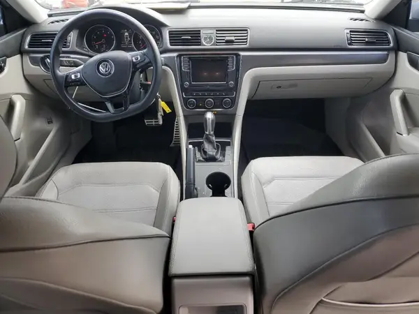 1VWDT7A32HC057253 2017 VOLKSWAGEN PASSAT - Image 8