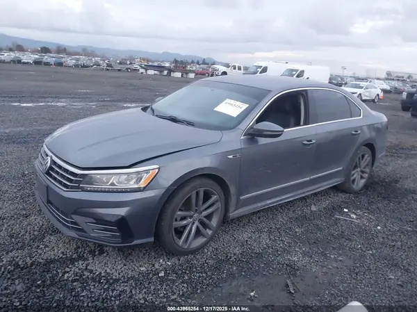 1VWDT7A32HC059200 2017 VOLKSWAGEN PASSAT - Image 2