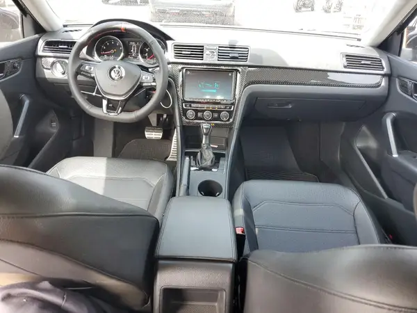 1VWDT7A32HC065529 2017 VOLKSWAGEN PASSAT - Image 8