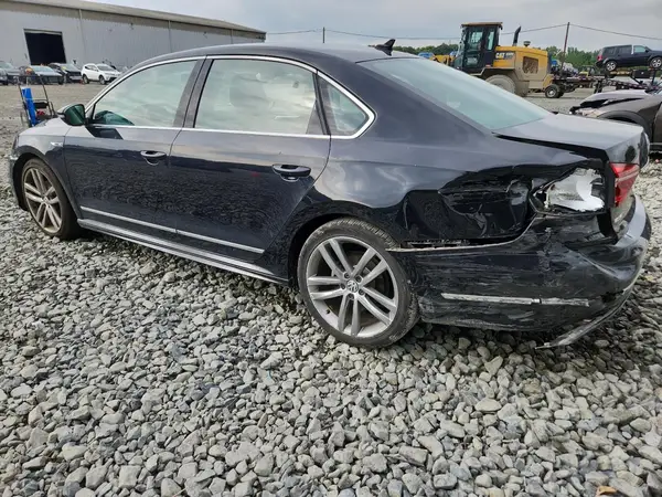1VWDT7A32HC071699 2017 VOLKSWAGEN PASSAT - Image 2