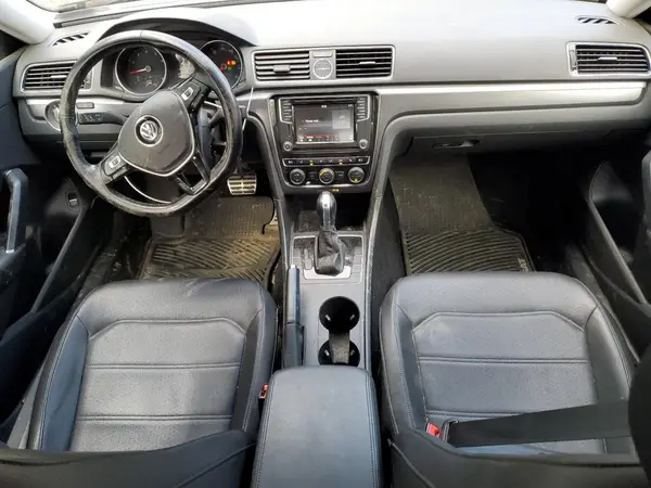 1VWDT7A32HC072769 2017 VOLKSWAGEN PASSAT - Image 8
