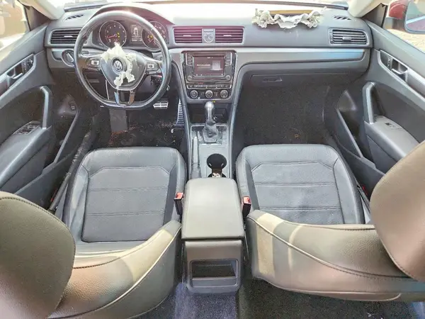 1VWDT7A32HC072920 2017 VOLKSWAGEN PASSAT - Image 8