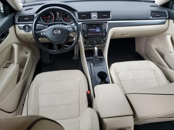 1VWDT7A32HC082508 2017 VOLKSWAGEN PASSAT - Image 8