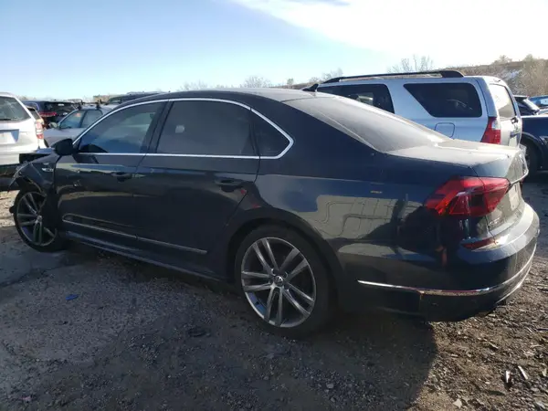 1VWDT7A33HC001306 2017 VOLKSWAGEN PASSAT - Image 2