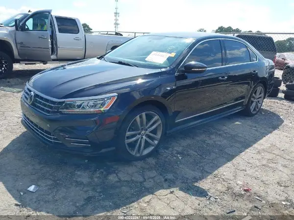 1VWDT7A33HC002729 2017 VOLKSWAGEN PASSAT - Image 2