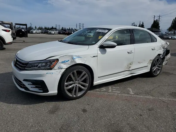 1VWDT7A33HC005677 2017 VOLKSWAGEN PASSAT - Image 1